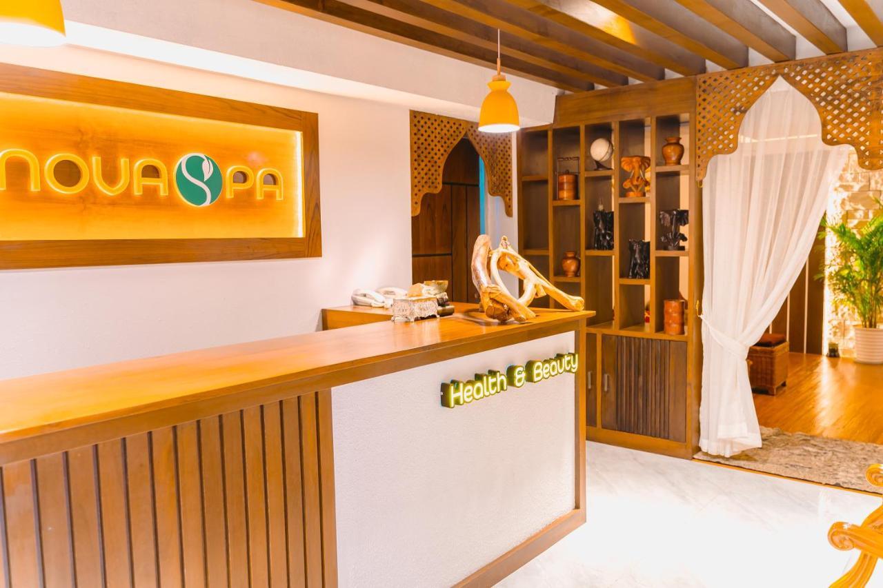 The Hotel Nova Mandalay Bagian luar foto