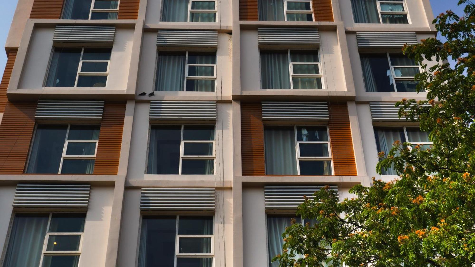 The Hotel Nova Mandalay Bagian luar foto