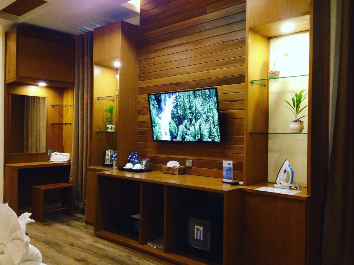 The Hotel Nova Mandalay Bagian luar foto